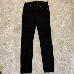1822 Denim Women's Black Skinny Jeans